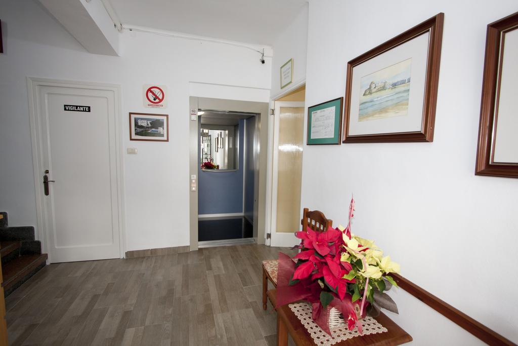 Hotel Sol Беникарло Экстерьер фото