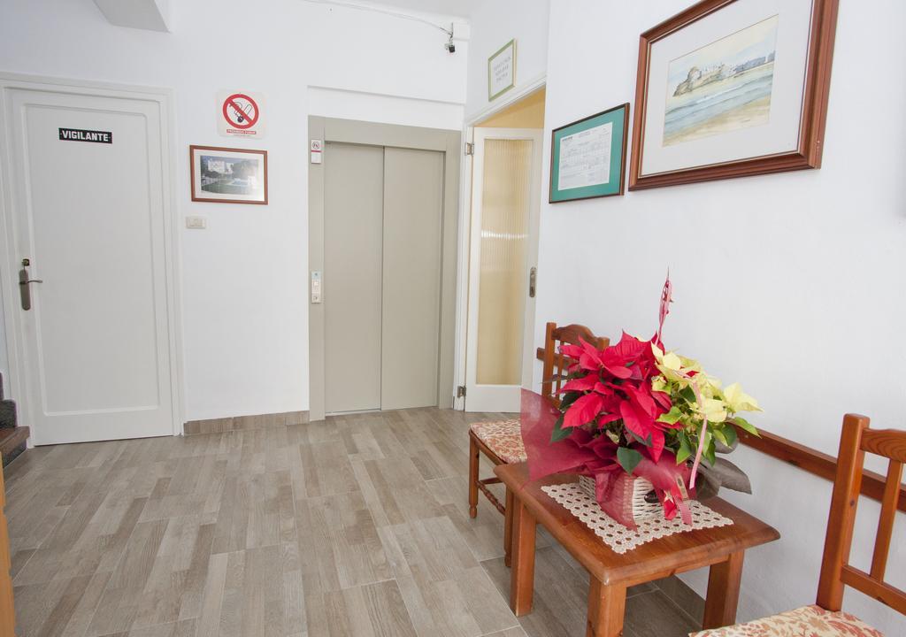 Hotel Sol Беникарло Экстерьер фото