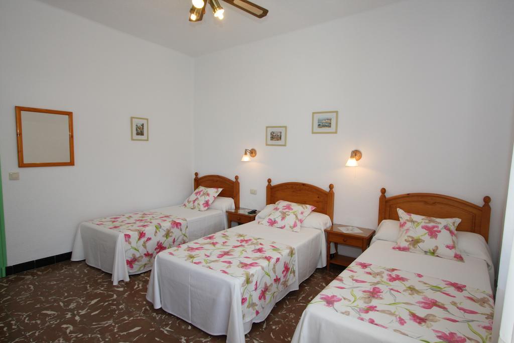 Hotel Sol Беникарло Номер фото