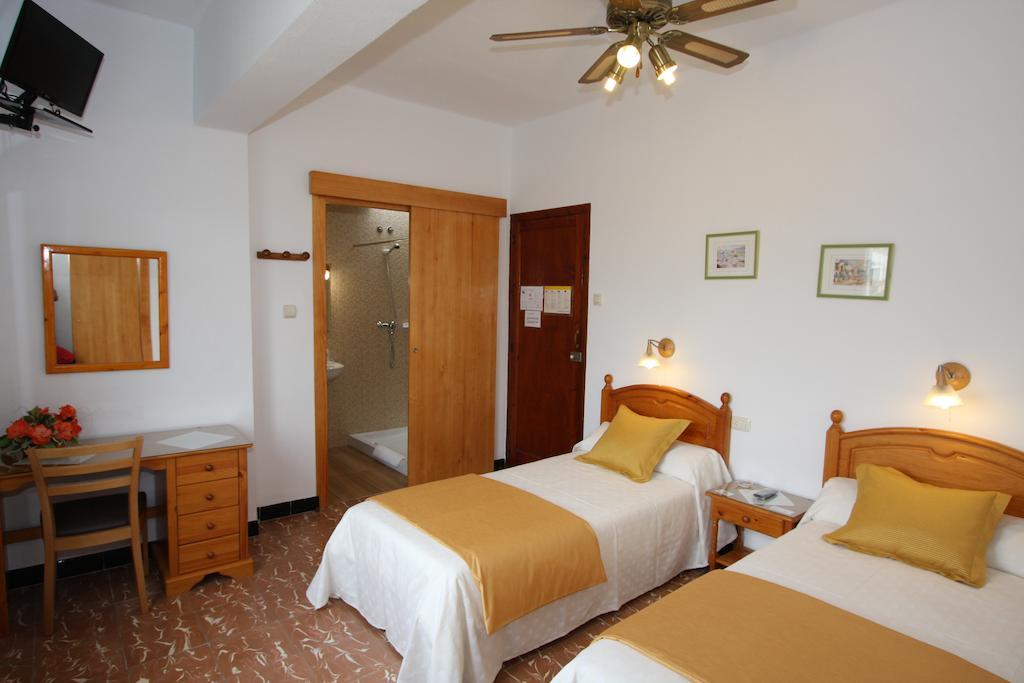 Hotel Sol Беникарло Номер фото