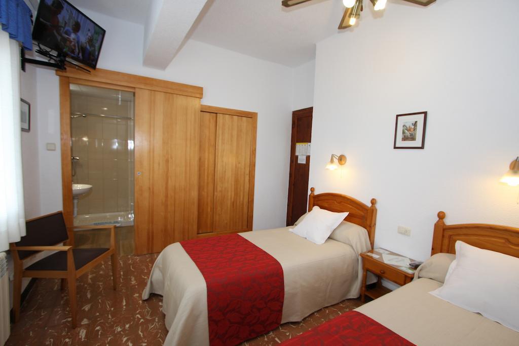 Hotel Sol Беникарло Номер фото